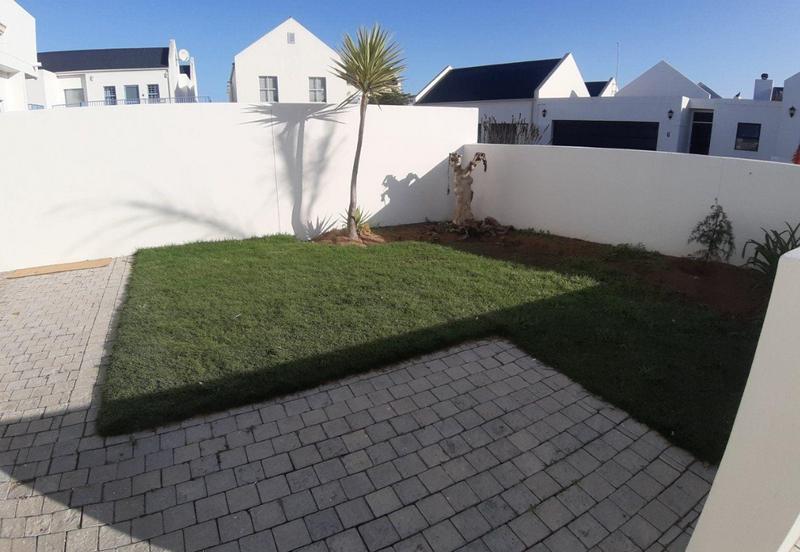 4 Bedroom Property for Sale in Blue Lagoon Western Cape